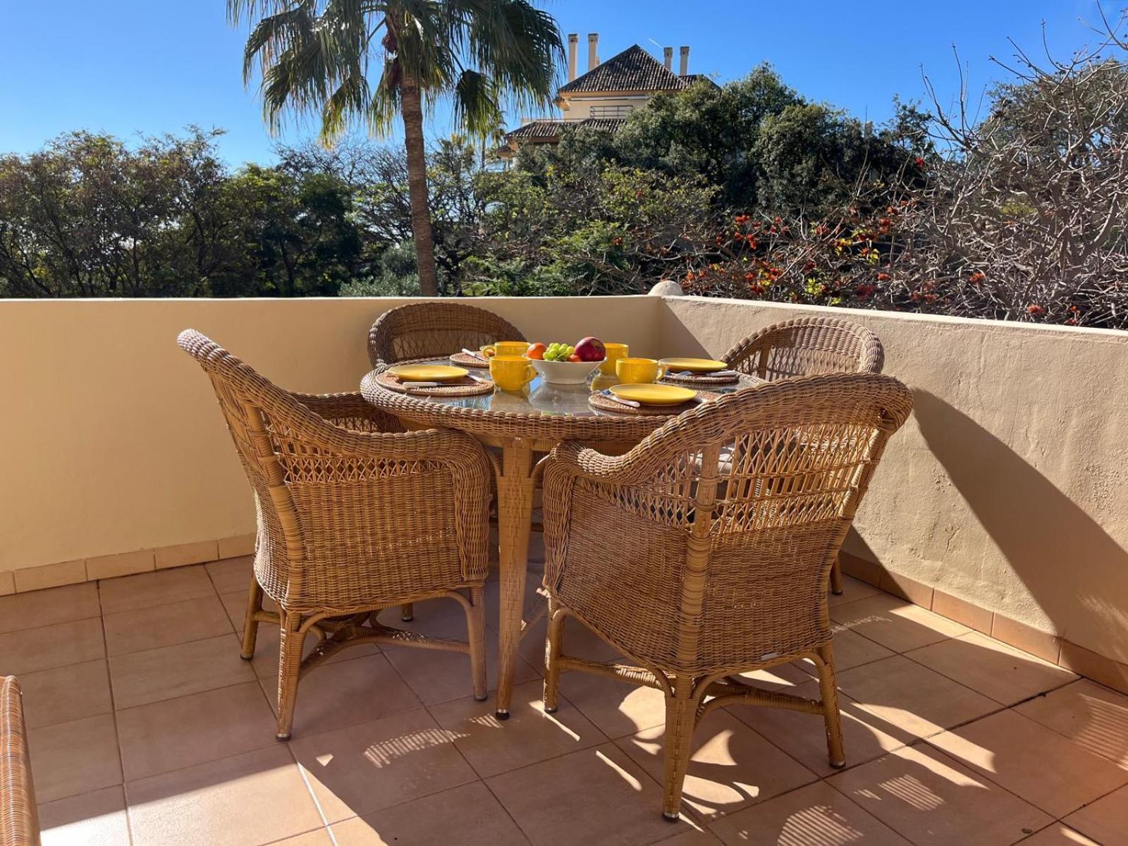 Penthouse Duplex 3 Chambres, Vue A Elviria Apartment Marbella